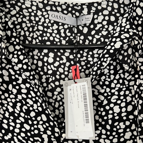Oasis Blouse Black and White - Picture 5 of 6